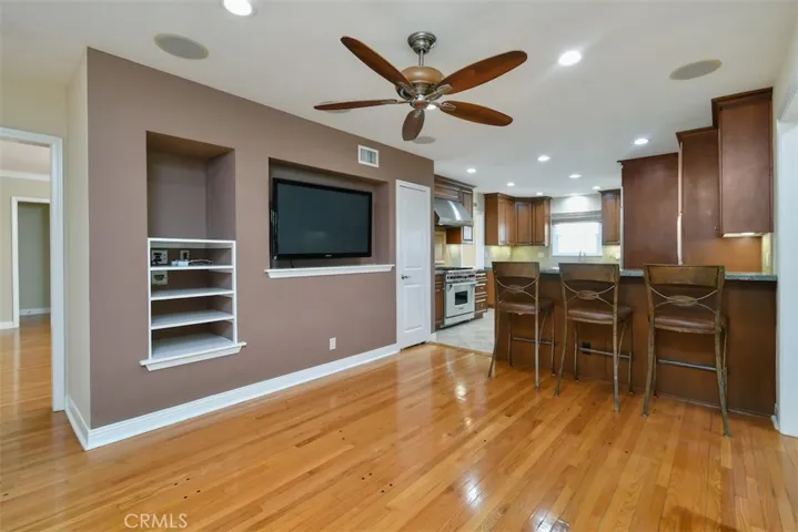 12819 Tiara Street, Valley Village, California 91607