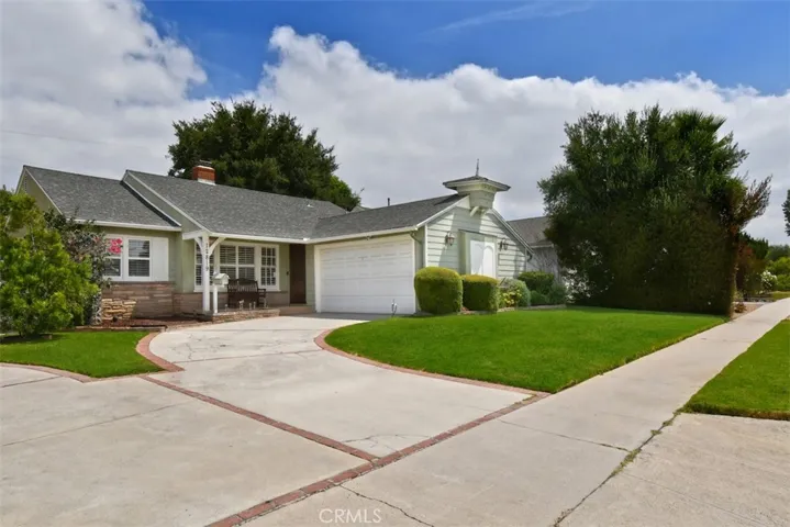 12819 Tiara Street, Valley Village, California 91607