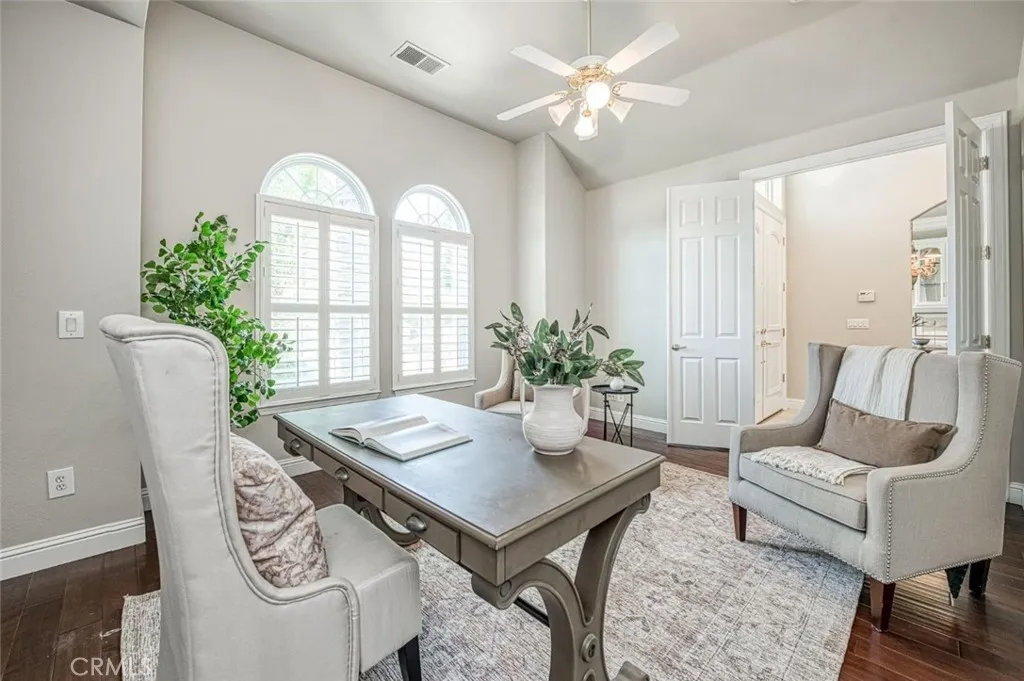 218 W Hubert Court, Fresno, California 93711 home-pic-2