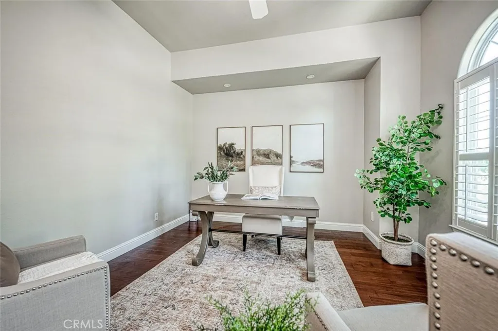 218 W Hubert Court, Fresno, California 93711 home-pic-3