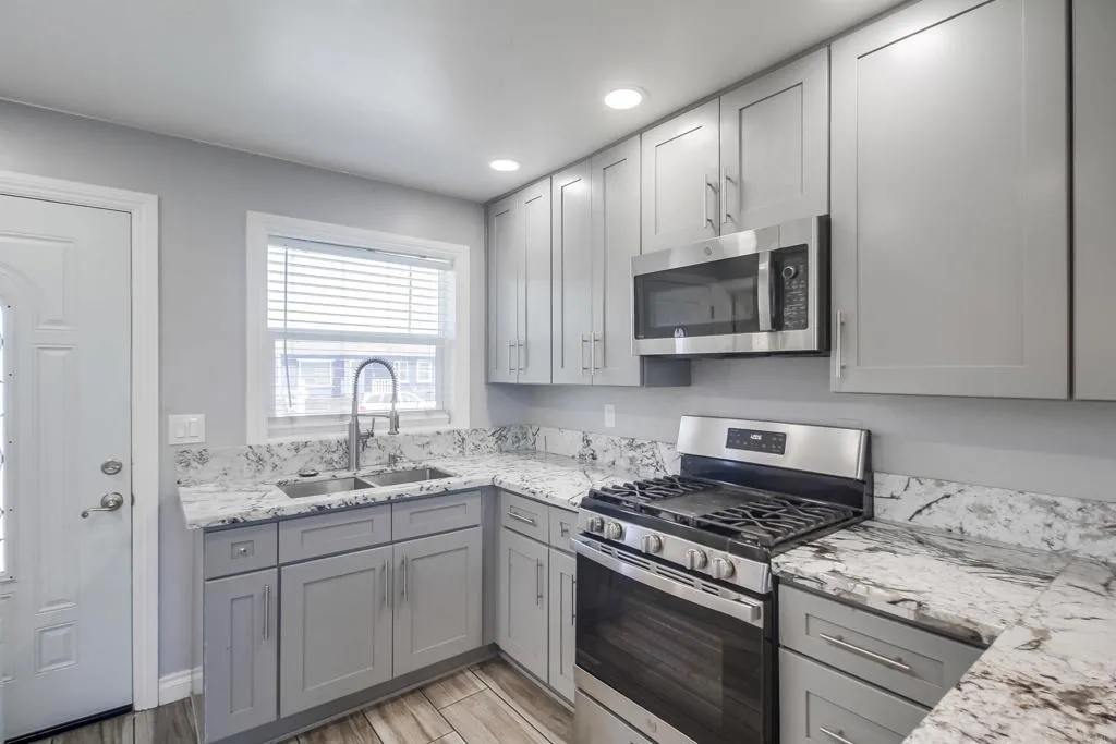 2016 E 10th Street, National City, California 91950 home-pic-6