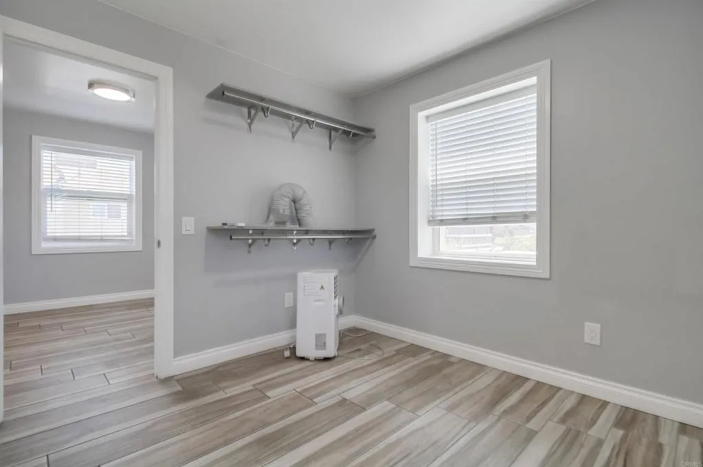 2016 E 10th Street, National City, California 91950 home-pic-17