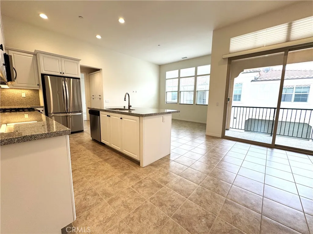 64 Parkwood, Irvine, California 92620, 3 Bedrooms Bedrooms, ,2 BathroomsBathrooms,Residential Lease,For Rent,Parkwood,OC25161994
