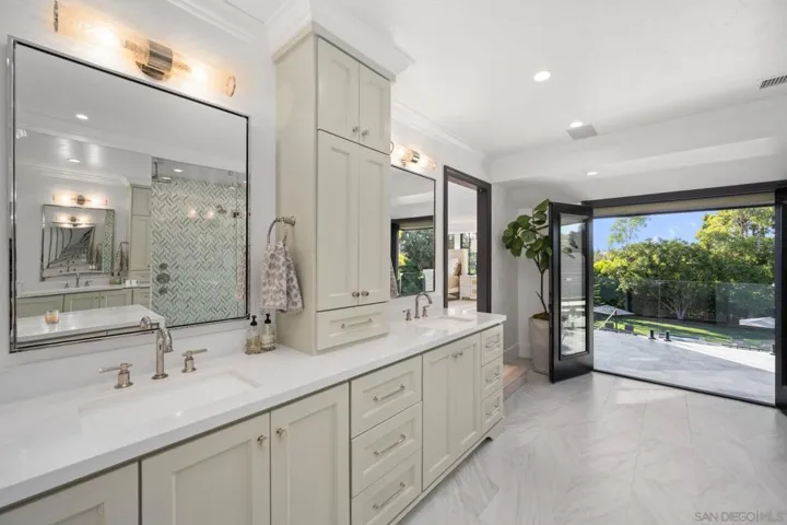 Brand-NEW primary Bath