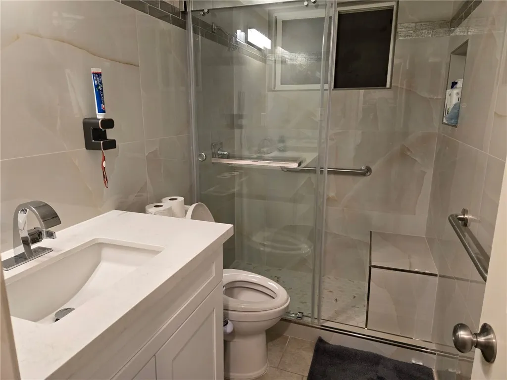 2234 W Palm Avenue, Orange, California 92868 home-pic-2