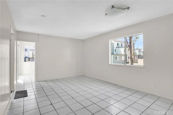 639 N Bristol Street 58, Santa Ana, California 92703