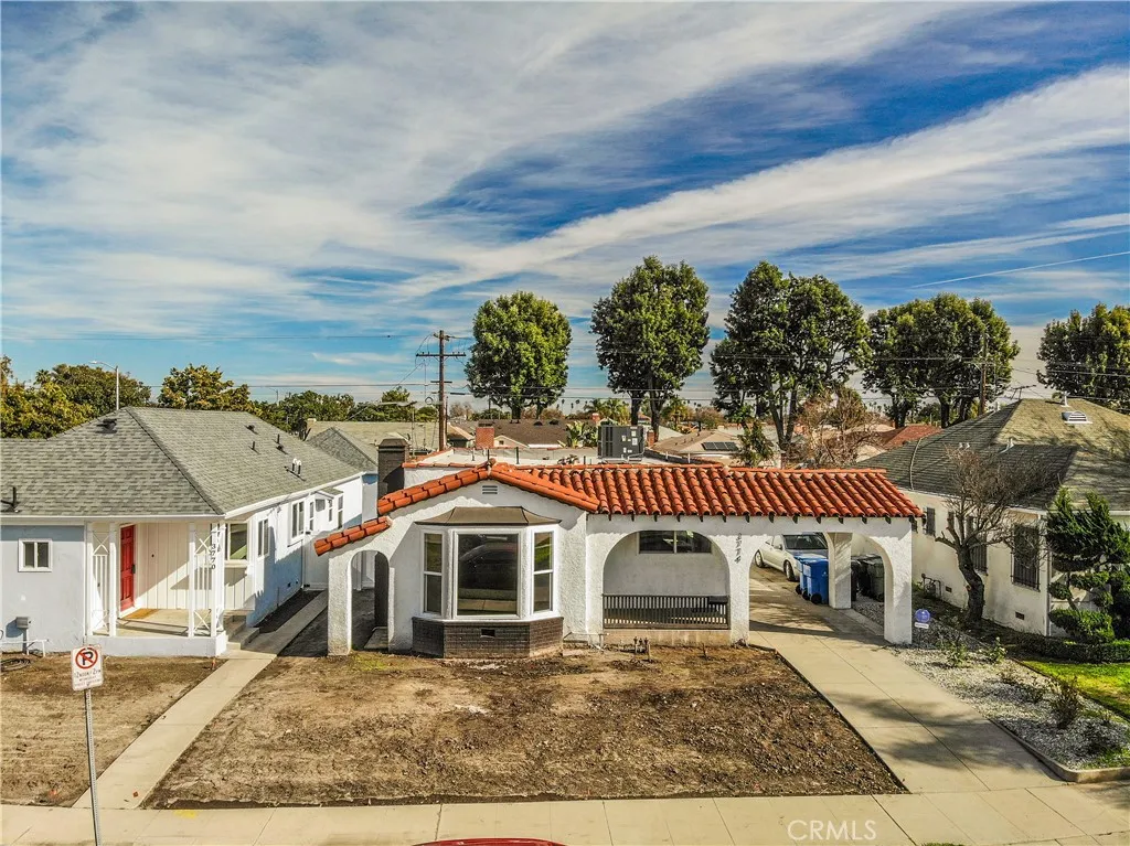 3774 Cherrywood Avenue, Los Angeles, California 90018, 3 Bedrooms Bedrooms, ,2 BathroomsBathrooms,Residential Lease,For Rent,Cherrywood,TR25174679