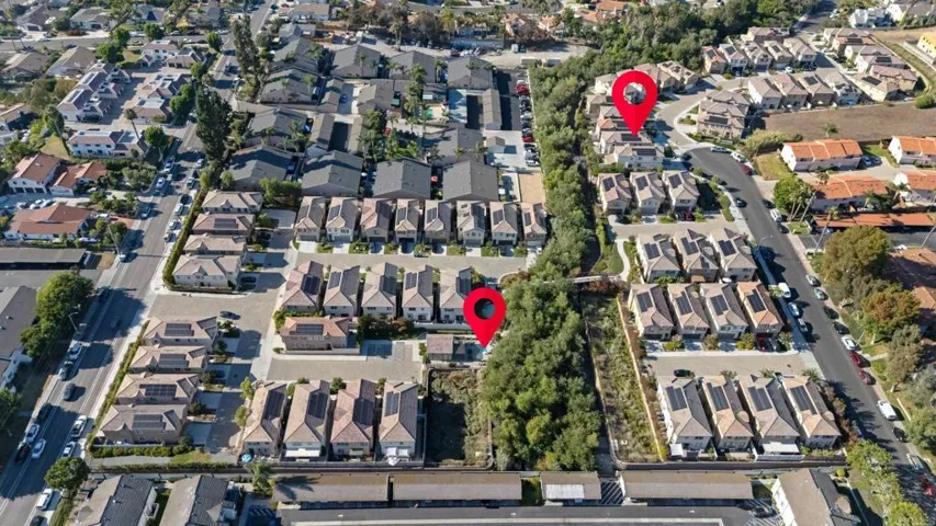 262 Camellia Way, Vista, California 92083