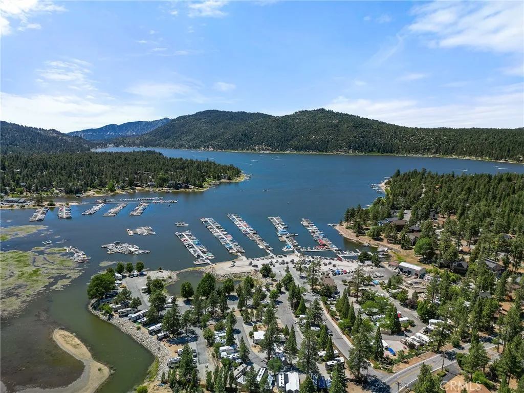 415 Piney Lane, Big Bear Lake, California 92315 home-pic-8