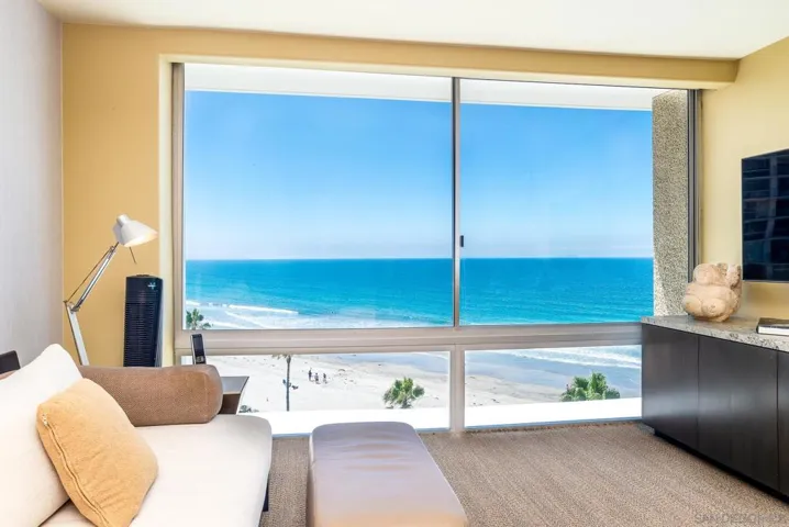 1720 Avenida Del Mundo 604, Coronado, California 92118