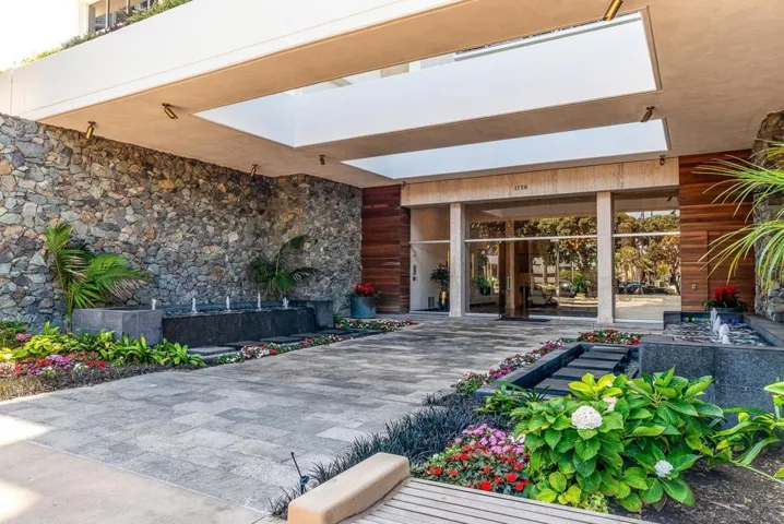 1720 Avenida Del Mundo 604, Coronado, California 92118
