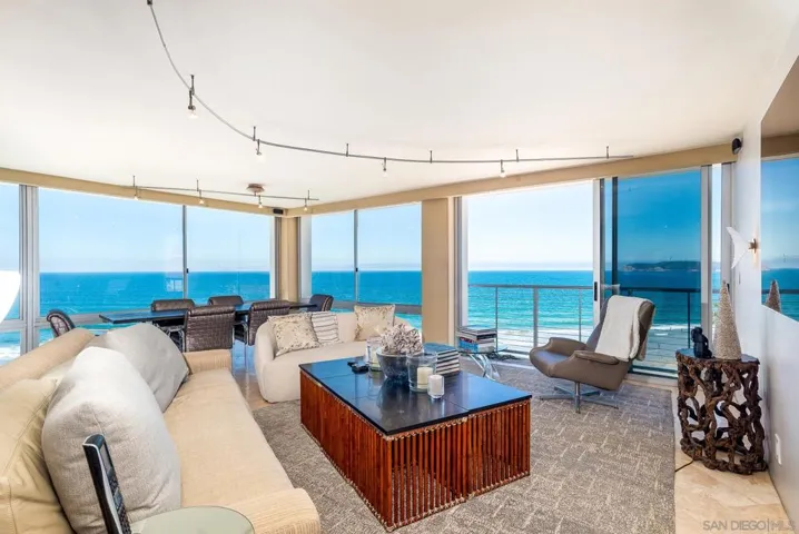1720 Avenida Del Mundo 604, Coronado, California 92118