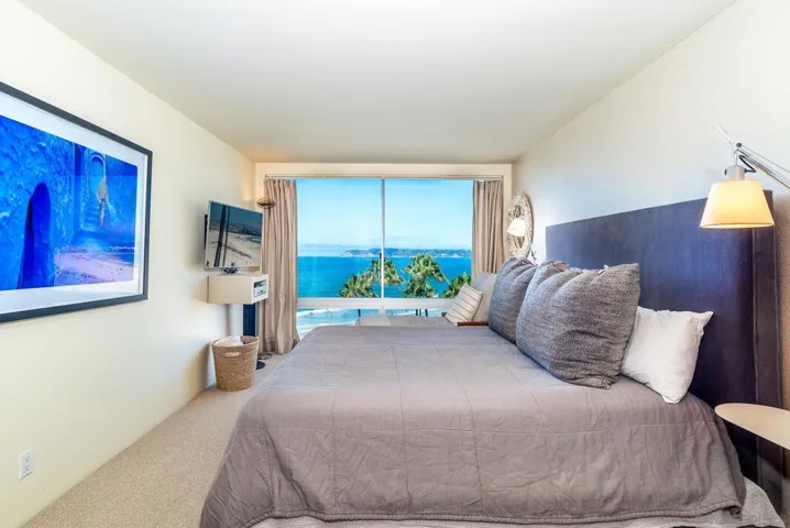 1720 Avenida Del Mundo 604, Coronado, California 92118