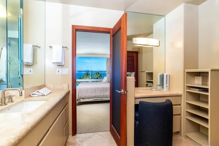 1720 Avenida Del Mundo 604, Coronado, California 92118