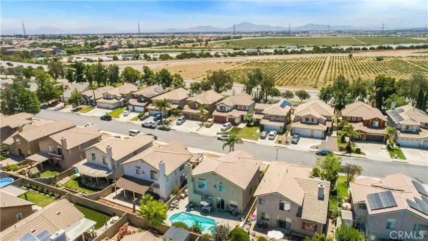 14756 Saddlepeak Drive, Fontana, California 92336