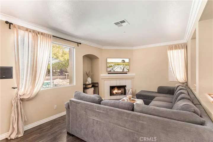 14756 Saddlepeak Drive, Fontana, California 92336