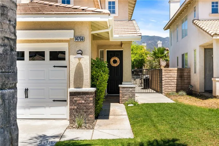 14756 Saddlepeak Drive, Fontana, California 92336