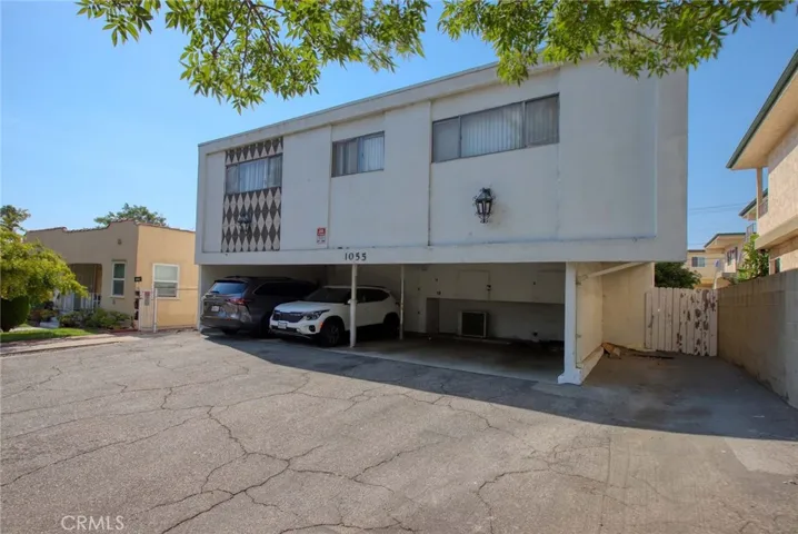 1055 Grover Avenue, Glendale, California 91201