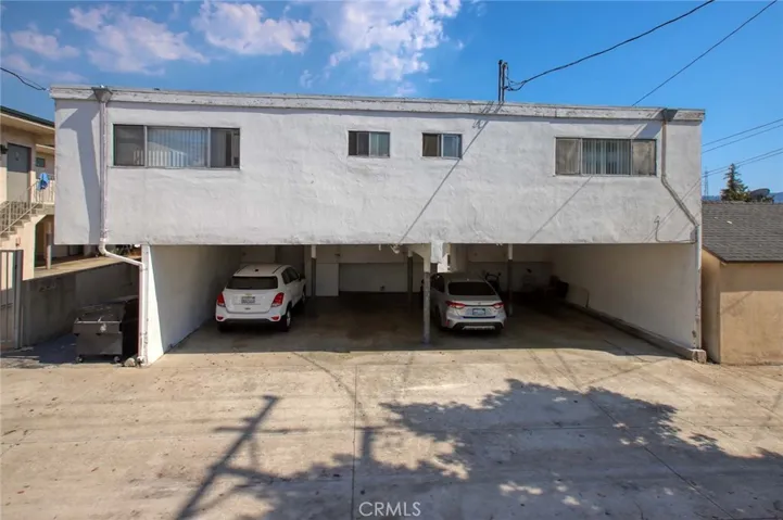 1055 Grover Avenue, Glendale, California 91201