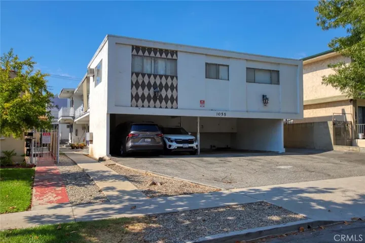 1055 Grover Avenue, Glendale, California 91201