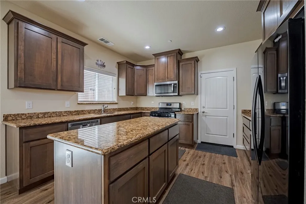 1338 Hermosa Drive, Merced, California 95348 home-pic-13