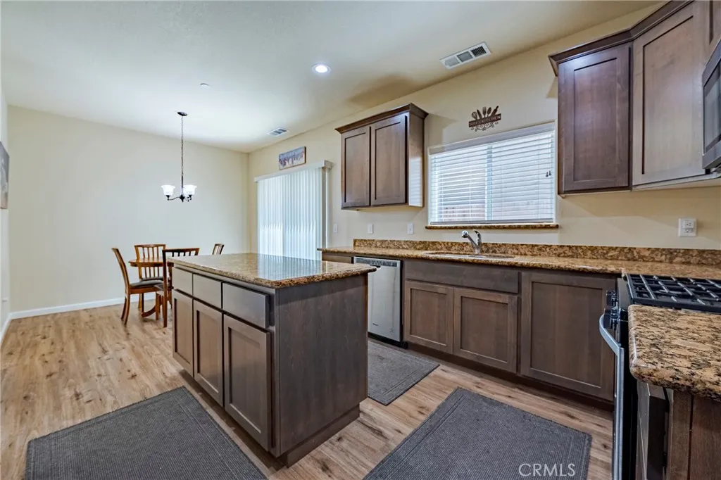1338 Hermosa Drive, Merced, California 95348 home-pic-14