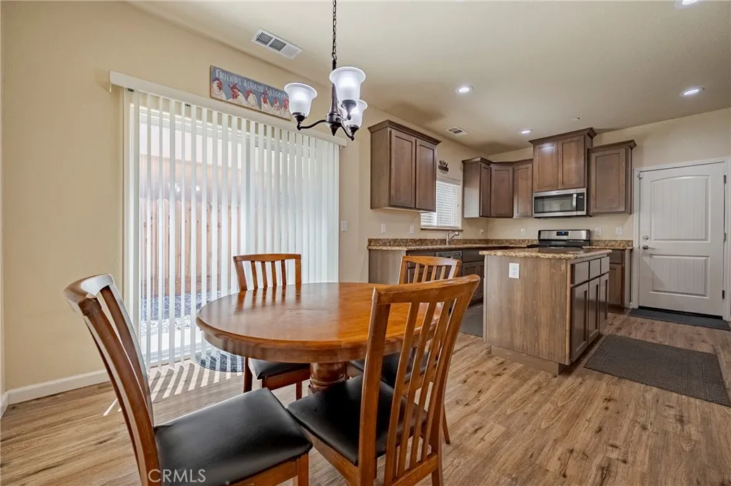 1338 Hermosa Drive, Merced, California 95348 home-pic-16