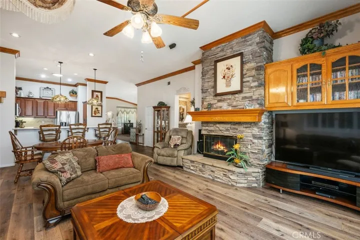 27512 Hopi Springs Court, Corona, California 92883