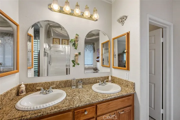 27512 Hopi Springs Court, Corona, California 92883