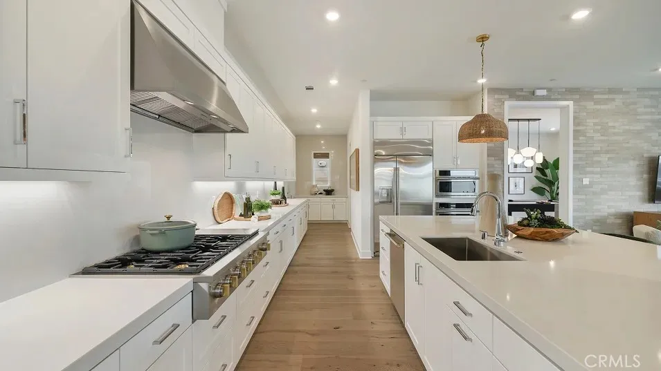 24343 Calle La Roca, Valencia, California 91354 home-pic-2