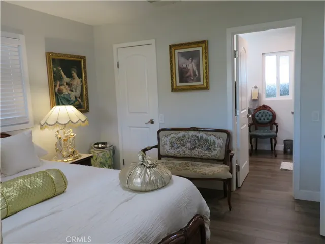 Main Bedroom Doors to Bathroom and Closet