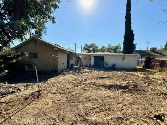 3819 E Belgravia Avenue, Fresno, California 93725 home-pic-12