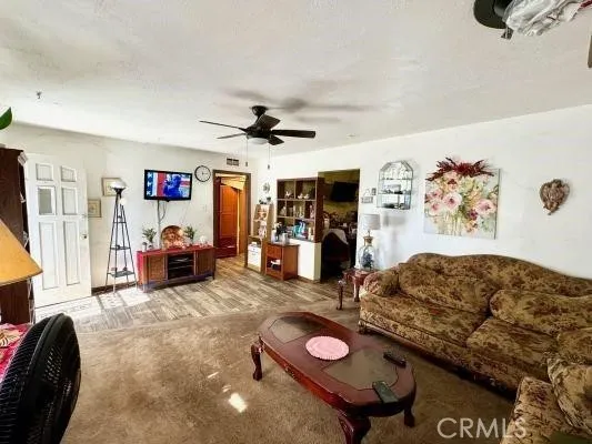 3819 E Belgravia Avenue, Fresno, California 93725 home-pic-5