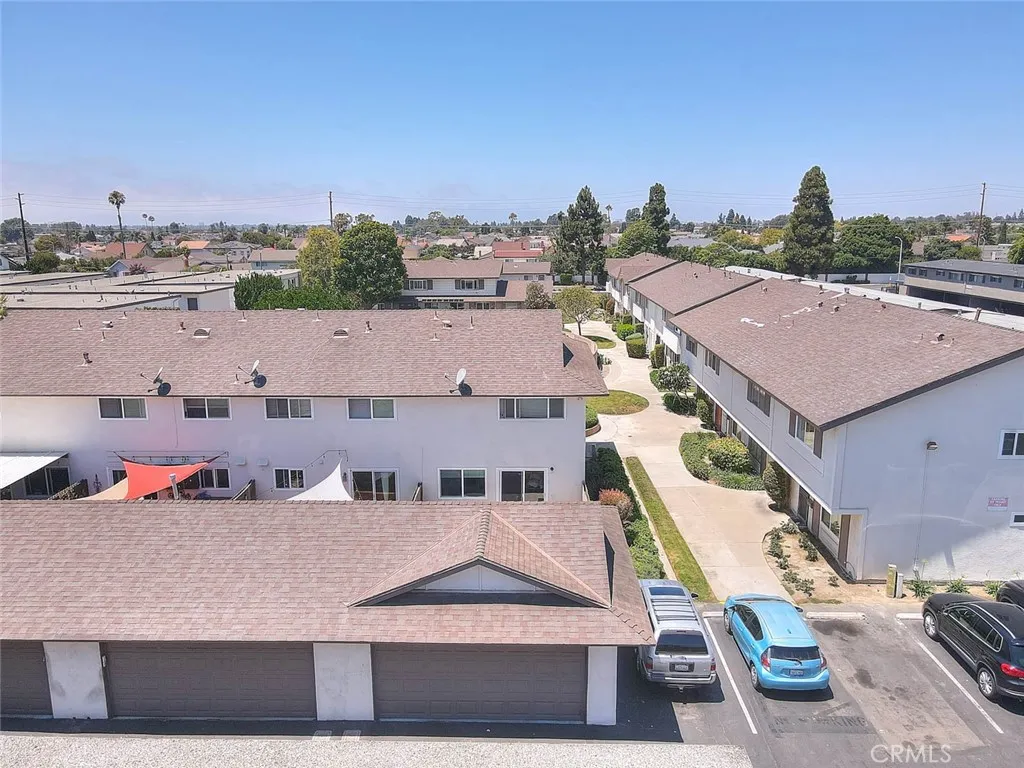 17401 Hood Court, Fountain Valley, California 92708 home-pic-31