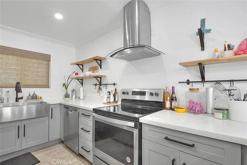 17401 Hood Court, Fountain Valley, California 92708 home-pic-3