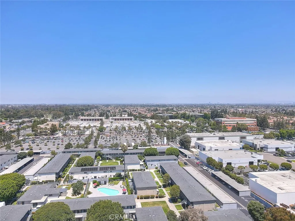 17401 Hood Court, Fountain Valley, California 92708 home-pic-35