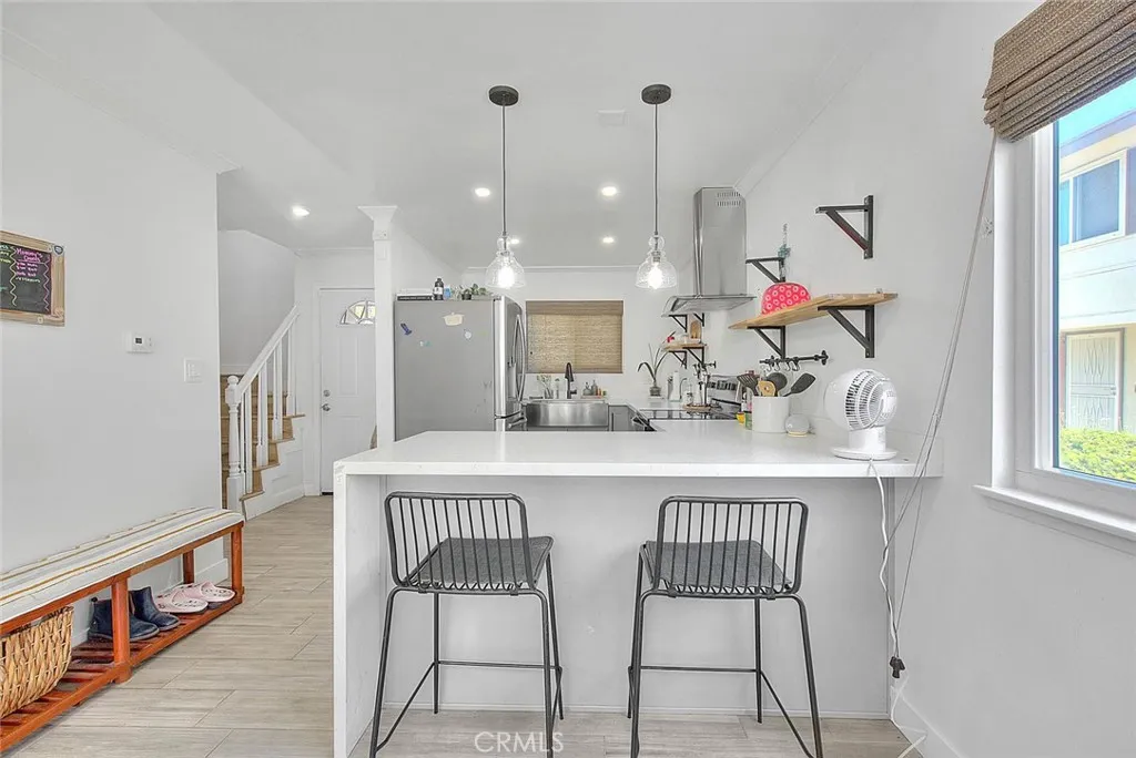 17401 Hood Court, Fountain Valley, California 92708 home-pic-7