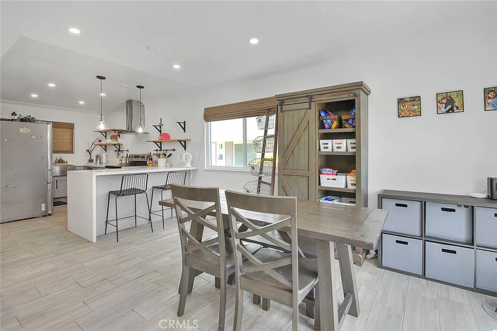 17401 Hood Court, Fountain Valley, California 92708 home-pic-8