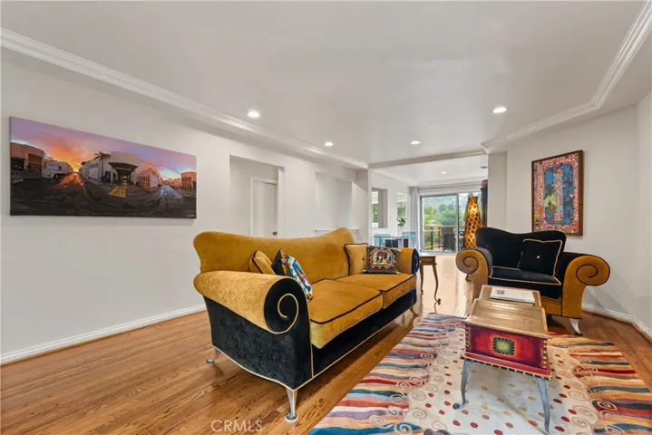 3260 De Witt Drive, Los Angeles, California 90068