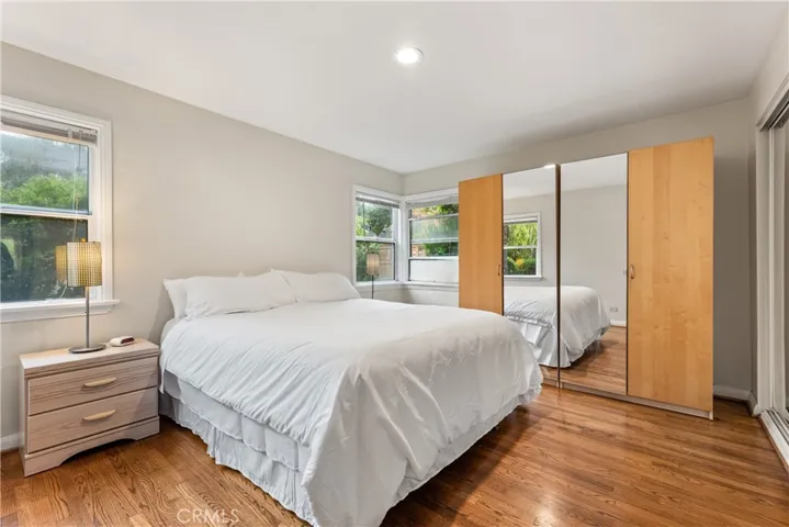 3260 De Witt Drive, Los Angeles, California 90068