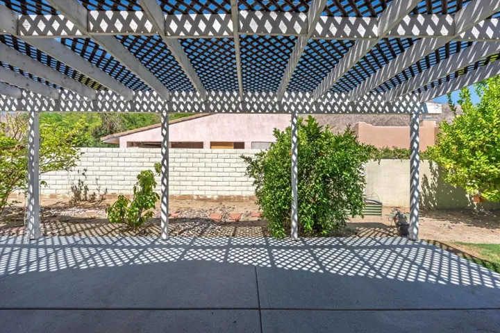 04-88904262