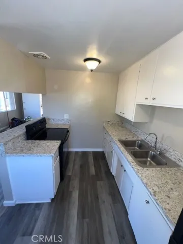 1004 E 5th Street, Long Beach, California 90802