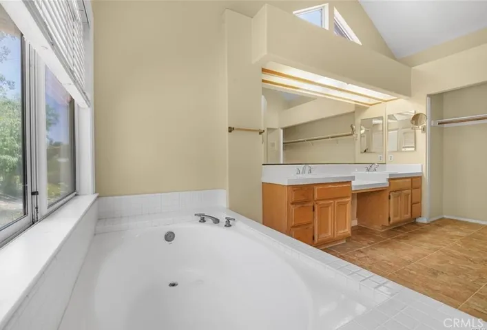 2230 Bloomfield Lane, Corona, California 92882