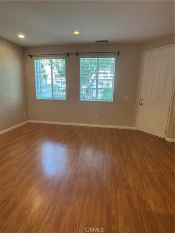 23 Cameron 67, Irvine, California 92602