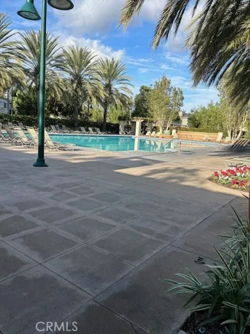 23 Cameron 67, Irvine, California 92602