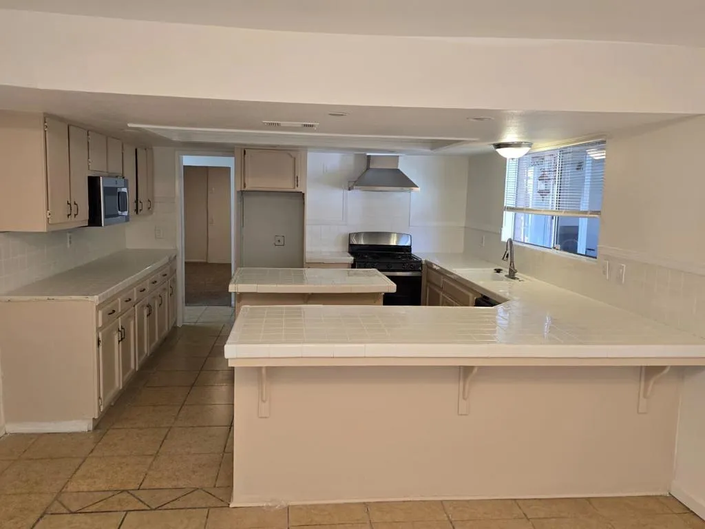 66176 Desert View Avenue, Desert Hot Springs, California 92240, 4 Bedrooms Bedrooms, ,2 BathroomsBathrooms,Residential Lease,For Rent,Desert View,219133598DA