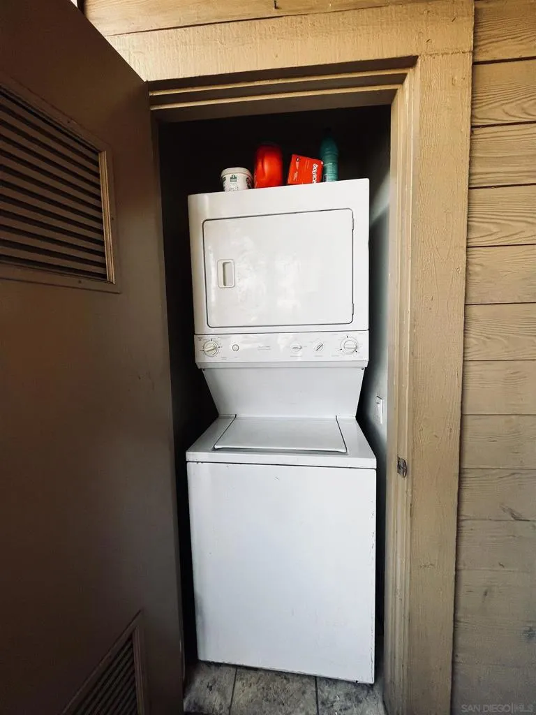 1979 Avenida Del Mexico 128, San Diego, California 92154 home-pic-10