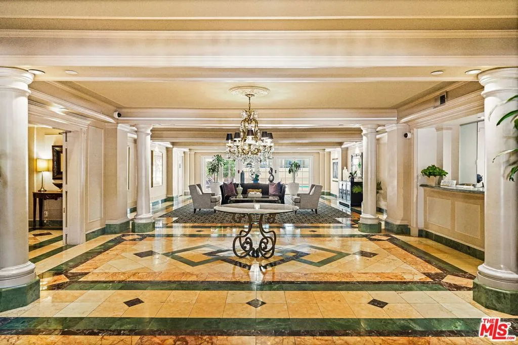 930 N Doheny Drive 308, West Hollywood, California 90069 home-pic-27