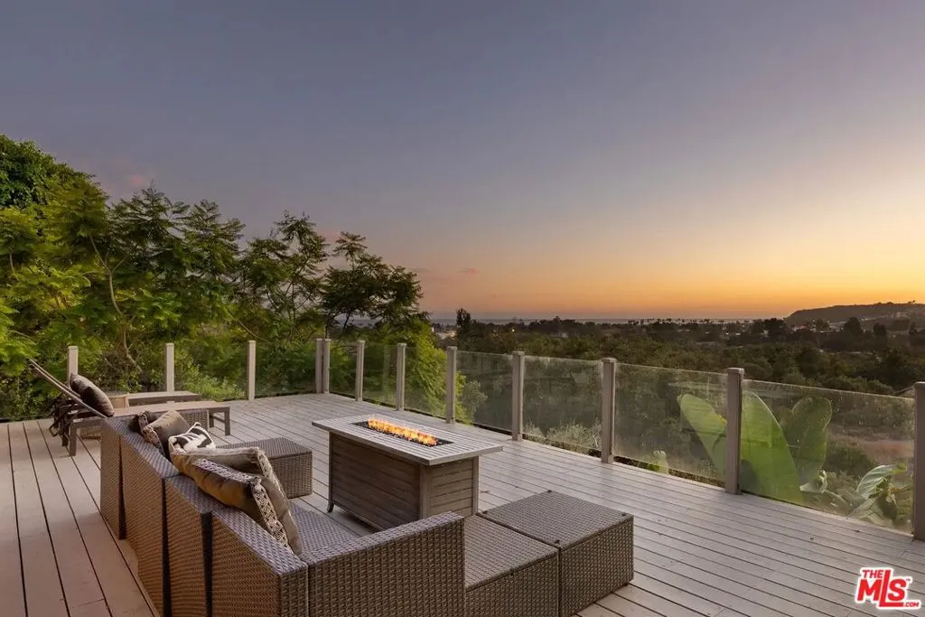 3625 Serra Road, Malibu, California 90265, 5 Bedrooms Bedrooms, ,5 BathroomsBathrooms,Residential Lease,For Rent,Serra,25574071