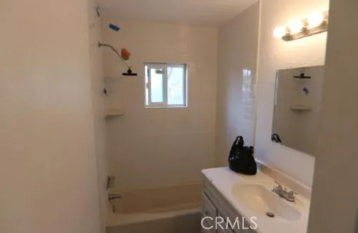 185 N Scovell Avenue, San Jacinto, California 92583 home-pic-6